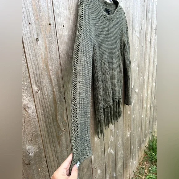 Green Knit Fringe Sweater size medium fall winter tassel cozy rayon wool spanner - Picture 7 of 12